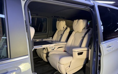 Mercedes-Benz V-Класс, 2025 год, 15 700 000 рублей, 13 фотография