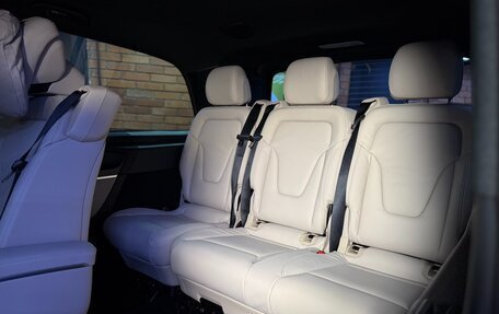 Mercedes-Benz V-Класс, 2025 год, 15 700 000 рублей, 18 фотография