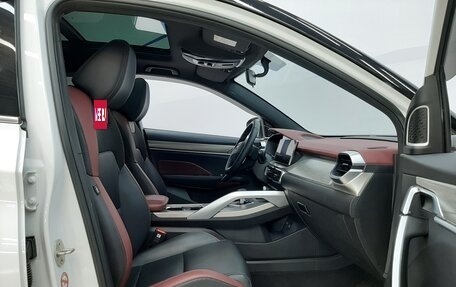 Geely Coolray I, 2022 год, 1 679 000 рублей, 11 фотография