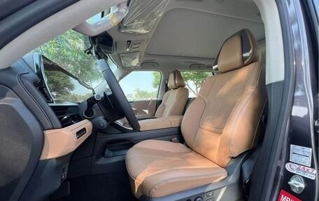 Infiniti QX80, 2025 год, 20 390 000 рублей, 11 фотография