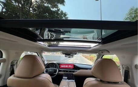 Infiniti QX80, 2025 год, 20 390 000 рублей, 10 фотография