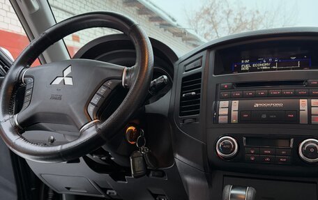 Mitsubishi Pajero IV, 2007 год, 1 650 000 рублей, 9 фотография