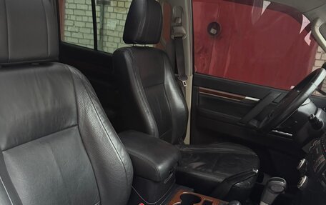 Mitsubishi Pajero IV, 2007 год, 1 650 000 рублей, 21 фотография