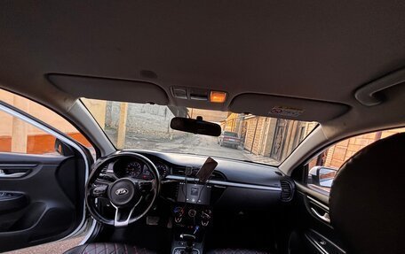 KIA Rio IV, 2018 год, 750 000 рублей, 4 фотография