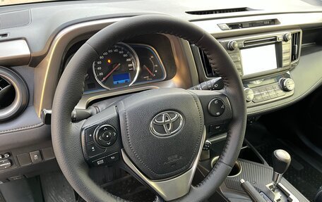 Toyota RAV4, 2014 год, 1 700 000 рублей, 7 фотография