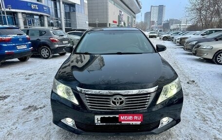 Toyota Camry, 2013 год, 1 750 000 рублей, 10 фотография