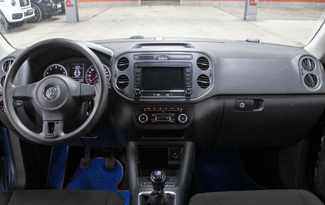 Volkswagen Tiguan I, 2011 год, 898 000 рублей, 14 фотография