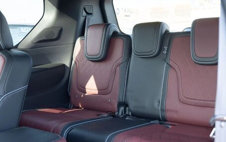 Infiniti QX80, 2025 год, 20 990 000 рублей, 13 фотография