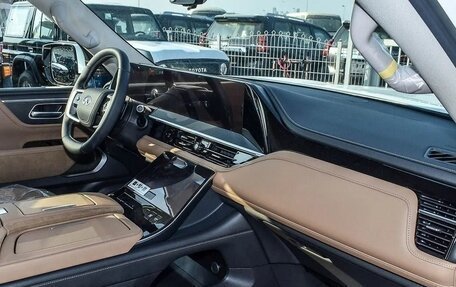 Infiniti QX80, 2025 год, 20 990 000 рублей, 14 фотография