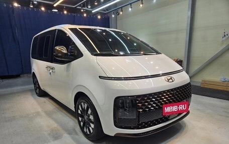 Hyundai Staria, 2024 год, 4 850 000 рублей, 5 фотография