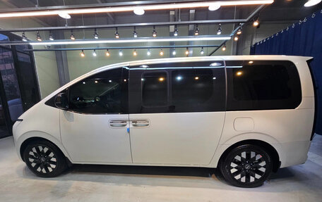 Hyundai Staria, 2024 год, 4 850 000 рублей, 6 фотография