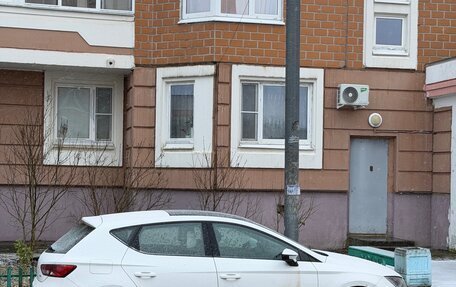 SEAT Leon III, 2014 год, 800 000 рублей, 3 фотография