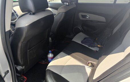 Chevrolet Cruze II, 2013 год, 700 000 рублей, 7 фотография