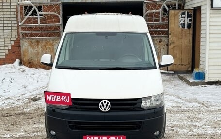 Volkswagen Transporter T5 рестайлинг, 2012 год, 1 550 000 рублей, 2 фотография