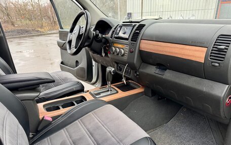 Nissan Navara (Frontier), 2008 год, 875 000 рублей, 10 фотография