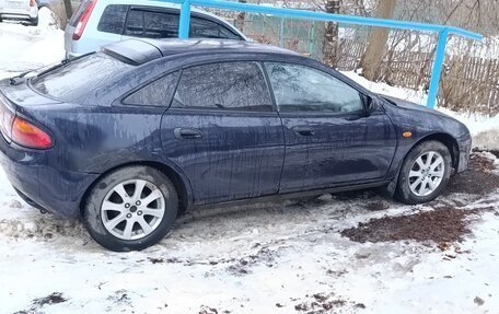 Mazda 323, 1998 год, 200 000 рублей, 1 фотография