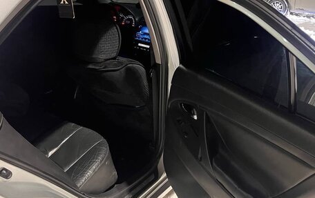 Toyota Camry, 2007 год, 900 000 рублей, 8 фотография