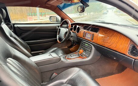 Jaguar XK II рестайлинг 2, 2001 год, 1 990 000 рублей, 17 фотография