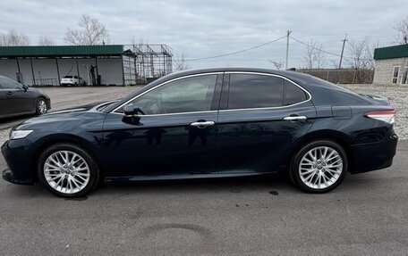 Toyota Camry, 2018 год, 3 150 000 рублей, 4 фотография