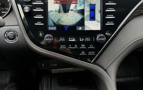 Toyota Camry, 2018 год, 3 150 000 рублей, 7 фотография