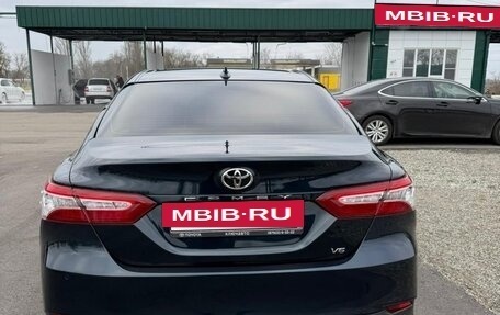 Toyota Camry, 2018 год, 3 150 000 рублей, 6 фотография