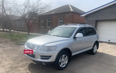 Volkswagen Touareg III, 2008 год, 1 549 000 рублей, 2 фотография