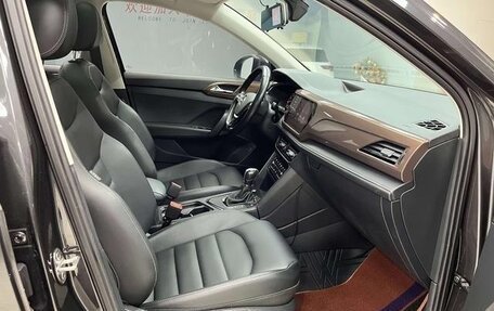 Volkswagen Tharu, 2021 год, 1 800 000 рублей, 13 фотография