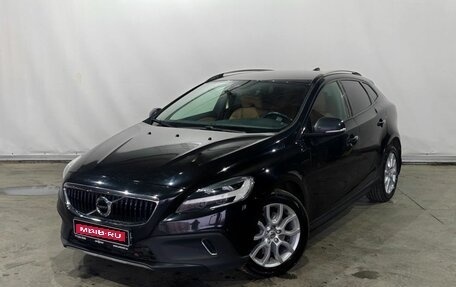 Volvo V40 Cross Country I, 2019 год, 2 290 000 рублей, 1 фотография