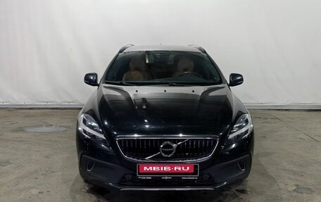 Volvo V40 Cross Country I, 2019 год, 2 290 000 рублей, 2 фотография