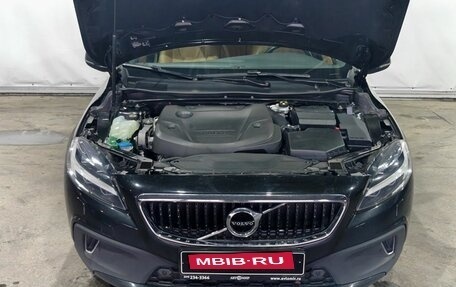 Volvo V40 Cross Country I, 2019 год, 2 290 000 рублей, 17 фотография