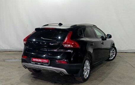 Volvo V40 Cross Country I, 2019 год, 2 290 000 рублей, 4 фотография