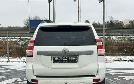 Toyota Land Cruiser Prado 150 рестайлинг 2, 2014 год, 3 165 000 рублей, 6 фотография