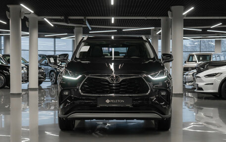 Toyota Highlander, 2025 год, 5 700 000 рублей, 3 фотография