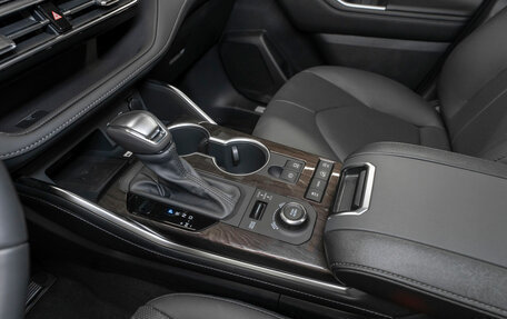 Toyota Highlander, 2025 год, 5 700 000 рублей, 18 фотография