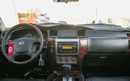 Nissan Patrol, 2006 год, 1 943 000 рублей, 14 фотография