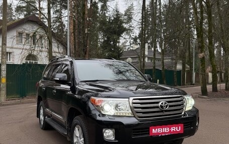 Toyota Land Cruiser 200, 2013 год, 4 250 000 рублей, 2 фотография