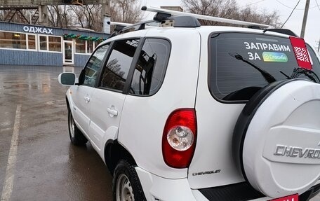 Chevrolet Niva I рестайлинг, 2010 год, 480 000 рублей, 5 фотография