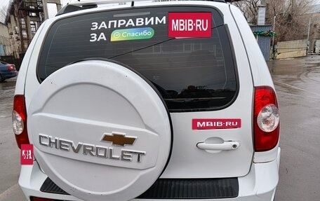 Chevrolet Niva I рестайлинг, 2010 год, 480 000 рублей, 4 фотография