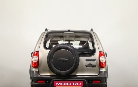 Chevrolet Niva I рестайлинг, 2014 год, 749 000 рублей, 6 фотография