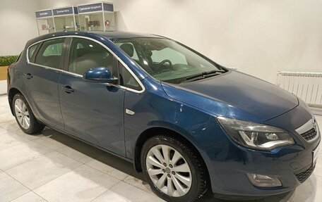 Opel Astra J, 2011 год, 750 000 рублей, 5 фотография