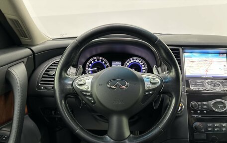 Infiniti QX70, 2014 год, 2 200 000 рублей, 9 фотография