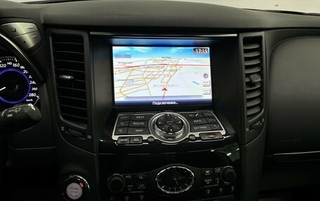 Infiniti QX70, 2014 год, 2 200 000 рублей, 16 фотография