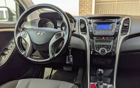Hyundai i30 II рестайлинг, 2013 год, 1 190 000 рублей, 14 фотография