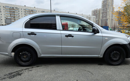 Chevrolet Aveo III, 2011 год, 265 000 рублей, 2 фотография