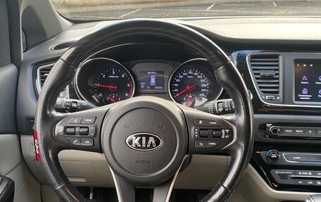 KIA Carnival III, 2018 год, 2 785 000 рублей, 12 фотография