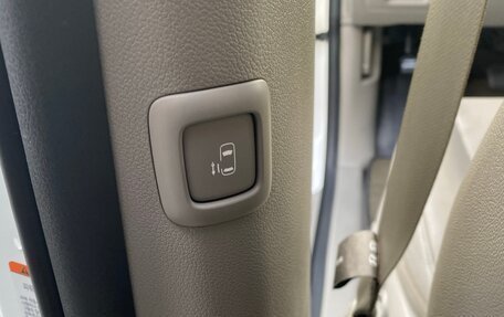 KIA Carnival III, 2018 год, 2 785 000 рублей, 21 фотография