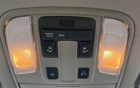 KIA Carnival III, 2018 год, 2 785 000 рублей, 22 фотография