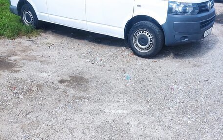 Volkswagen Transporter T5 рестайлинг, 2011 год, 1 700 000 рублей, 5 фотография