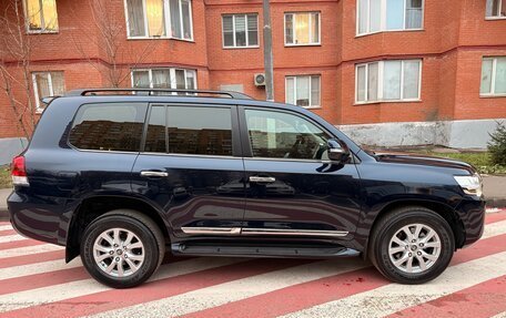 Toyota Land Cruiser 200, 2016 год, 4 885 000 рублей, 5 фотография