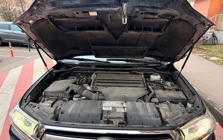 Toyota Land Cruiser 200, 2016 год, 4 885 000 рублей, 26 фотография